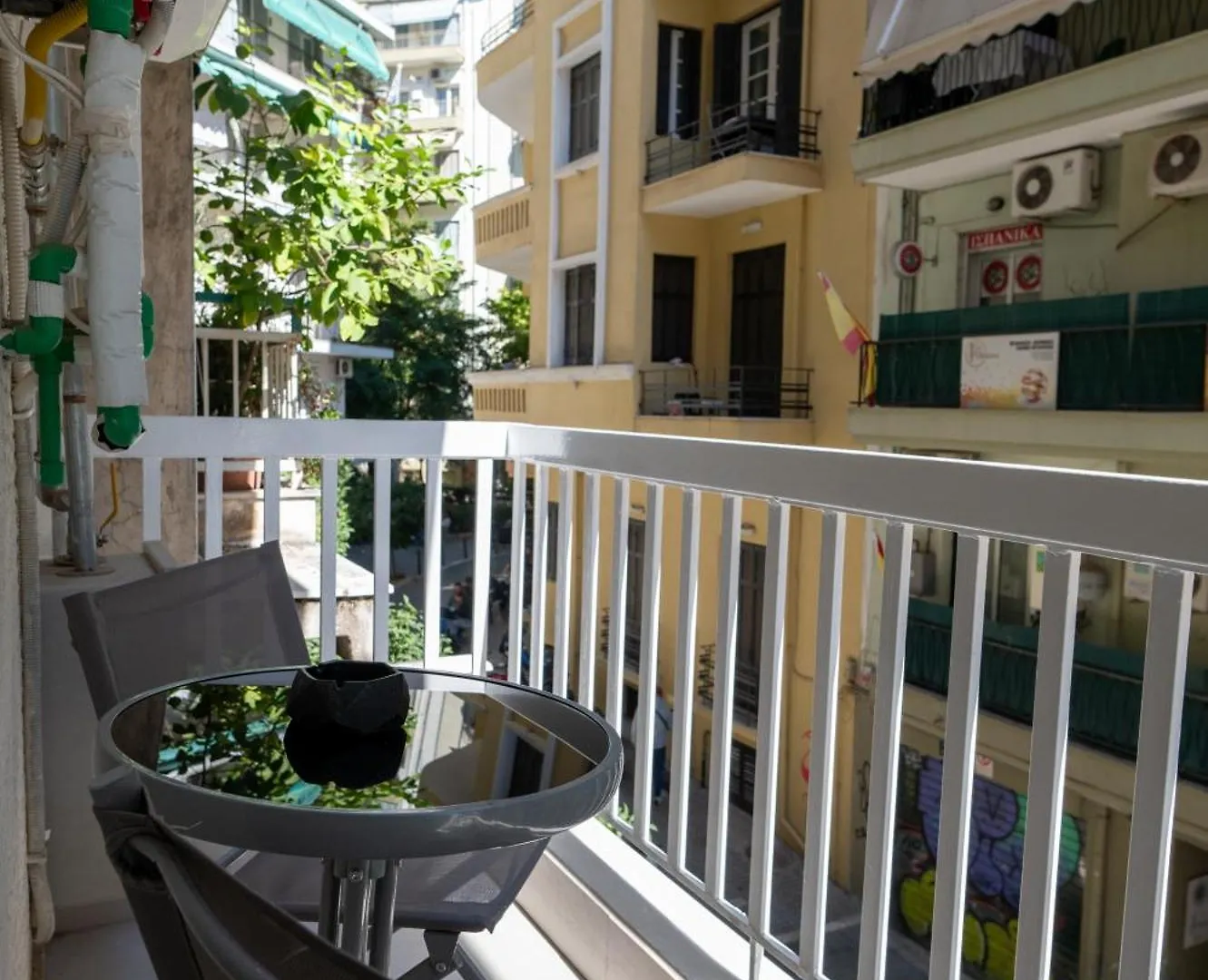 Cozy Suites By Nest Thessalonique 0*,