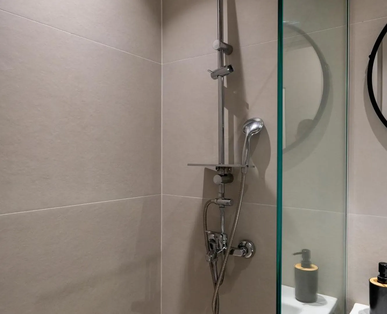 Cozy Suites By Nest Thessalonique